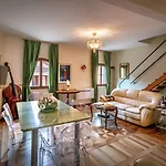 Palazzo San Luca Pensionat