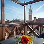 Palazzo San Luca