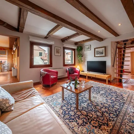 Palazzo San Luca Guest house 3*