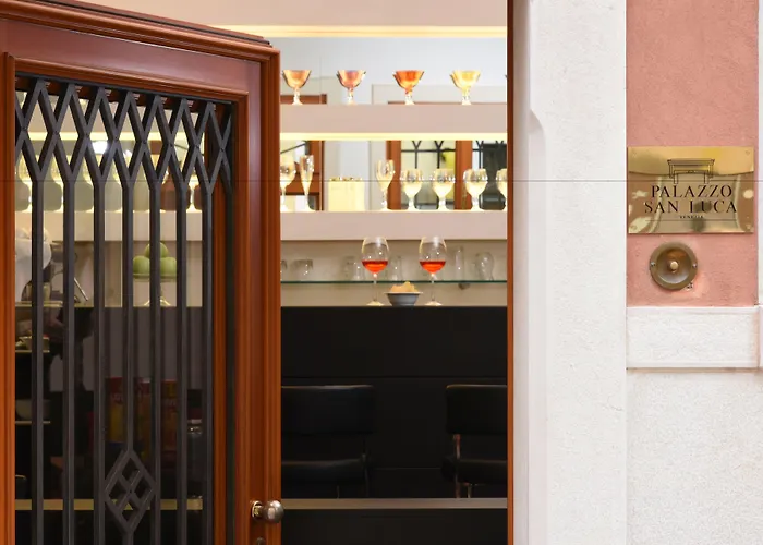 Palazzo San Luca Affittacamere 4*