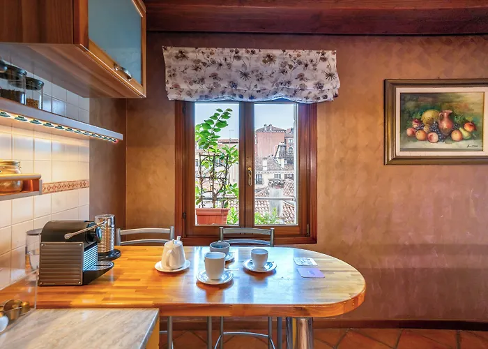 Palazzo San Luca Affittacamere 4*