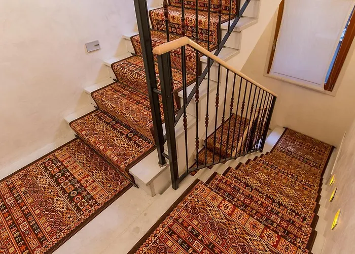 Affittacamere Palazzo San Luca 4*