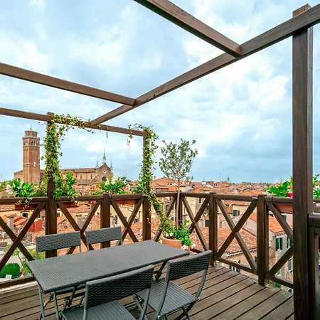 Gæstehus Palazzo San Luca 3*